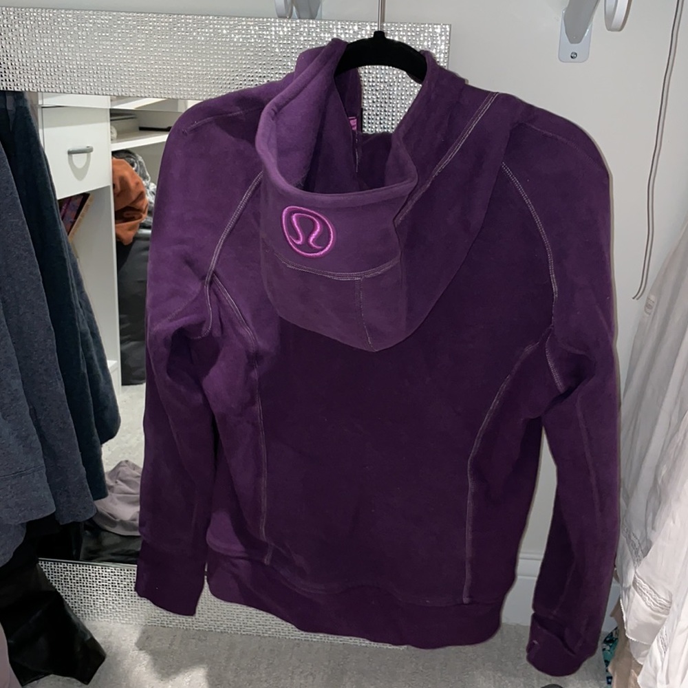Lululemon Scuba Jacket - Picture 4 of 6